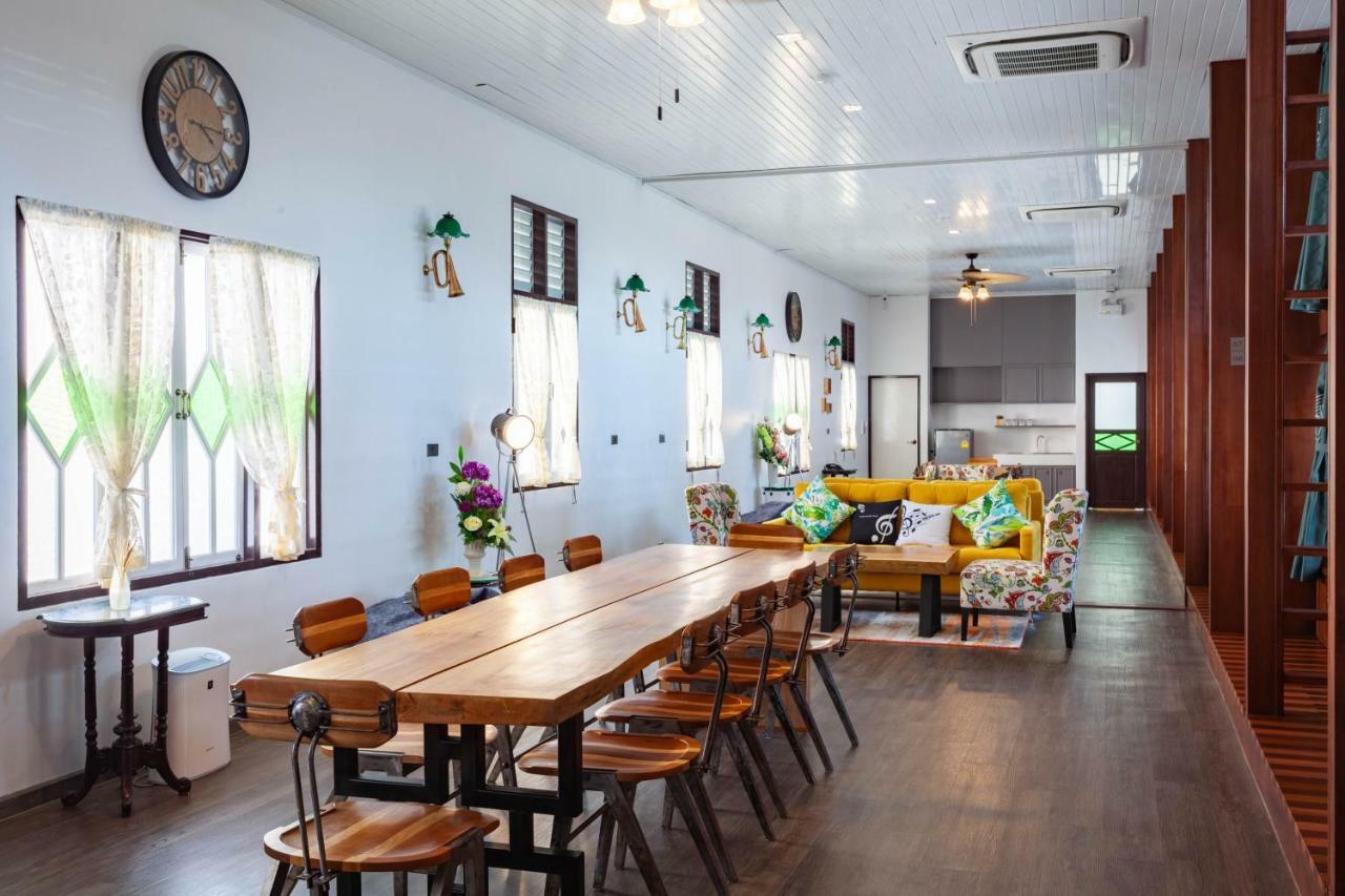 Sound Gallery House - Sha Plus Пхукет Екстер'єр фото
